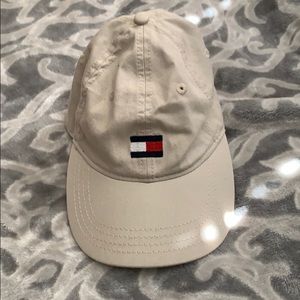 TOMMY HILFIGER HAT